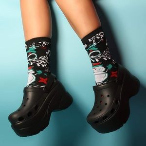 New! Cape Robbin Platform Clogs (generic crocs)